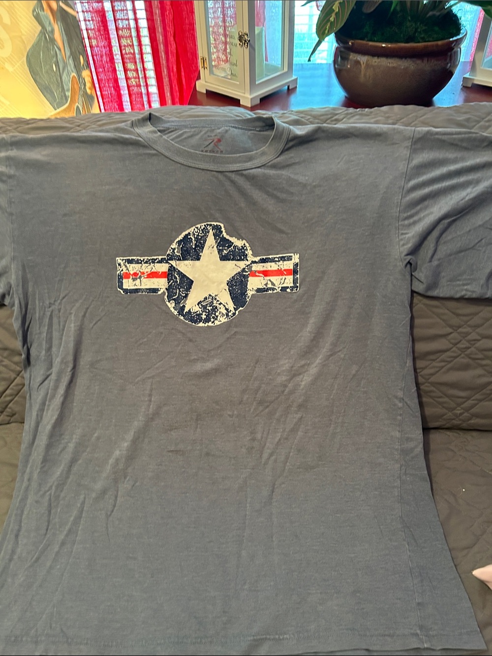 Rothco Gray Short Sleeve Tee with Distressed Star Emblem